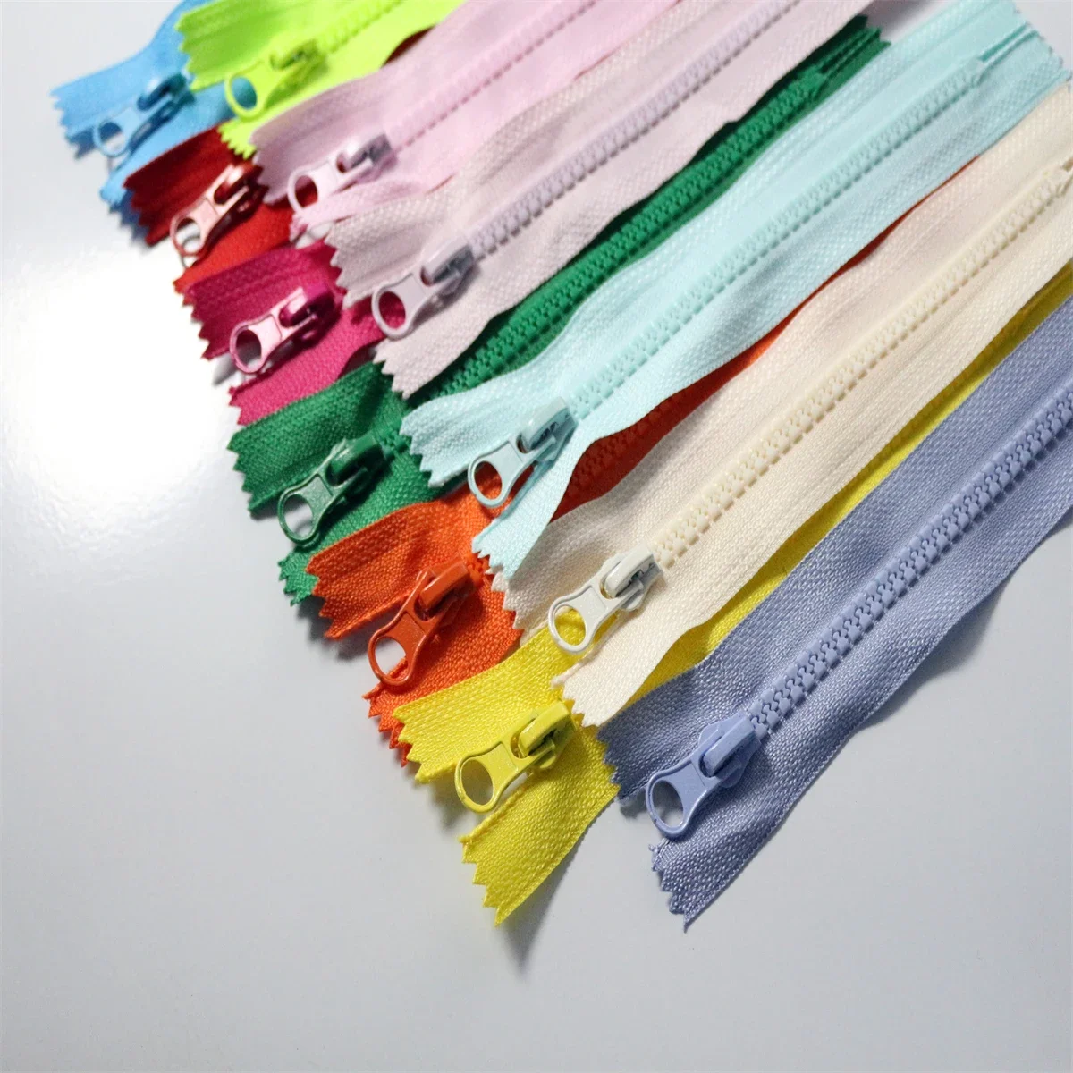 Home Textiles Manufacturer - Bolsa de resina con cremallera cerrada,